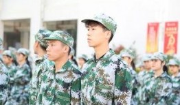 最新军训爆料文案怎么写,严酷训练背后的青春故事